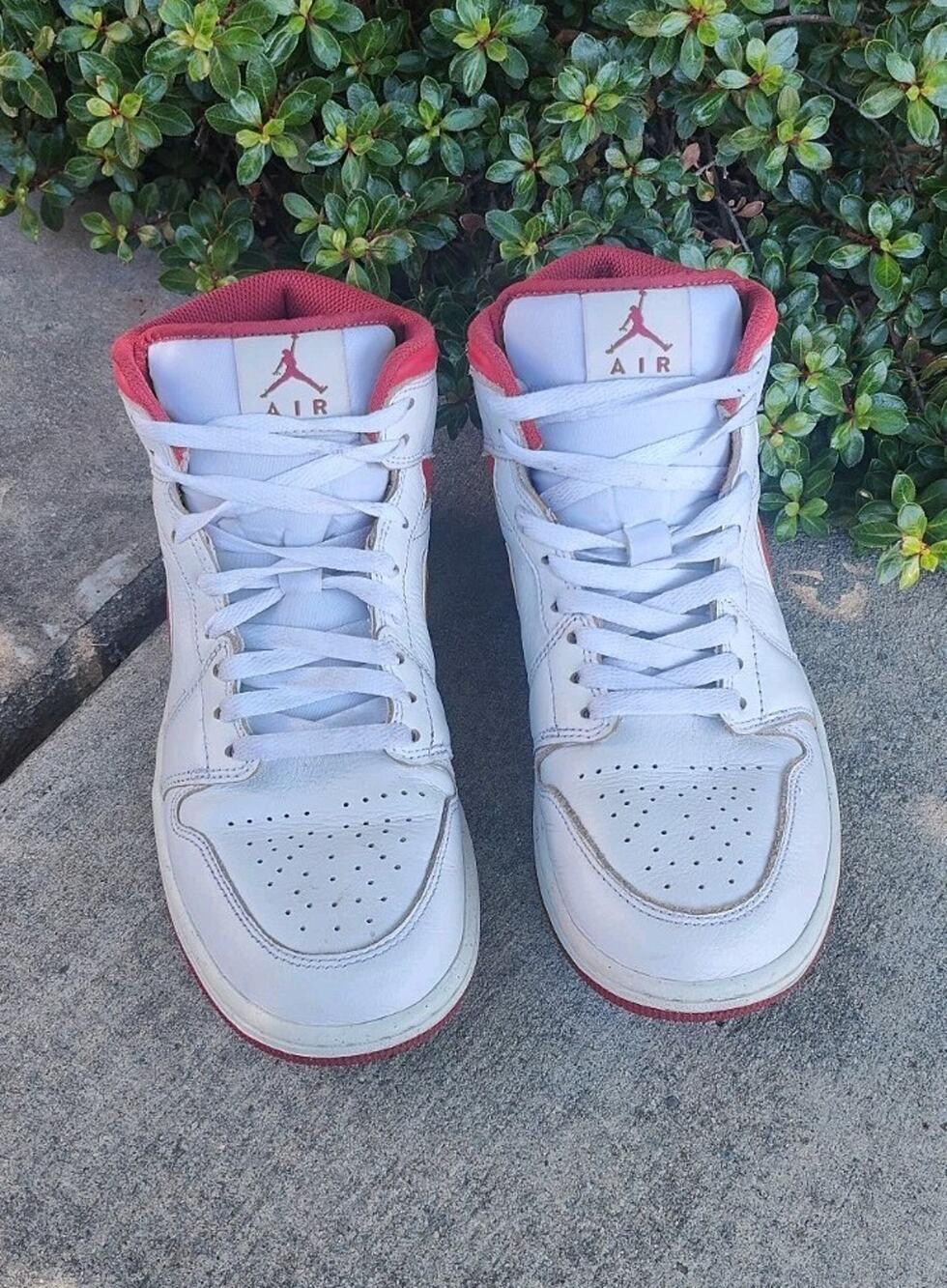 NIKE Air Jordan 1 Mid Men's Trainers Sneakers Size 8 (Pre-owned)